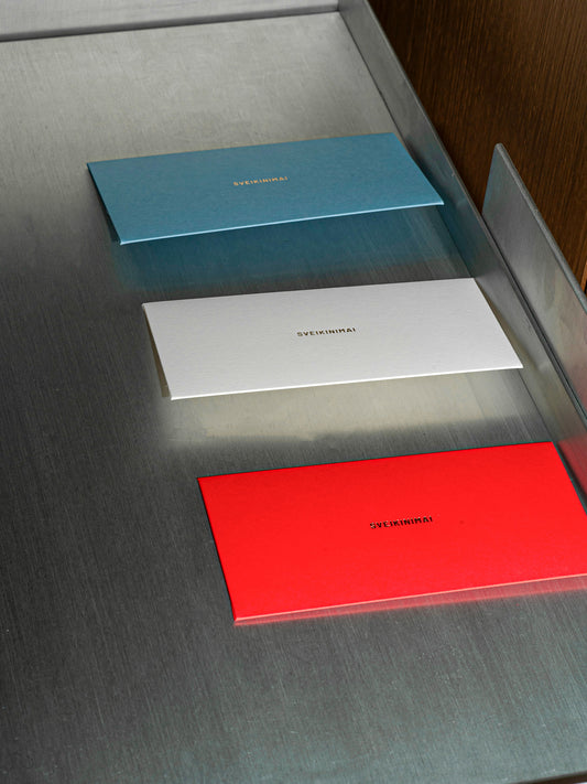 SVEIKINIMAI vokas AW’24 – aukštos kokybės folijavimas (3 spalvų pasirinkimas)