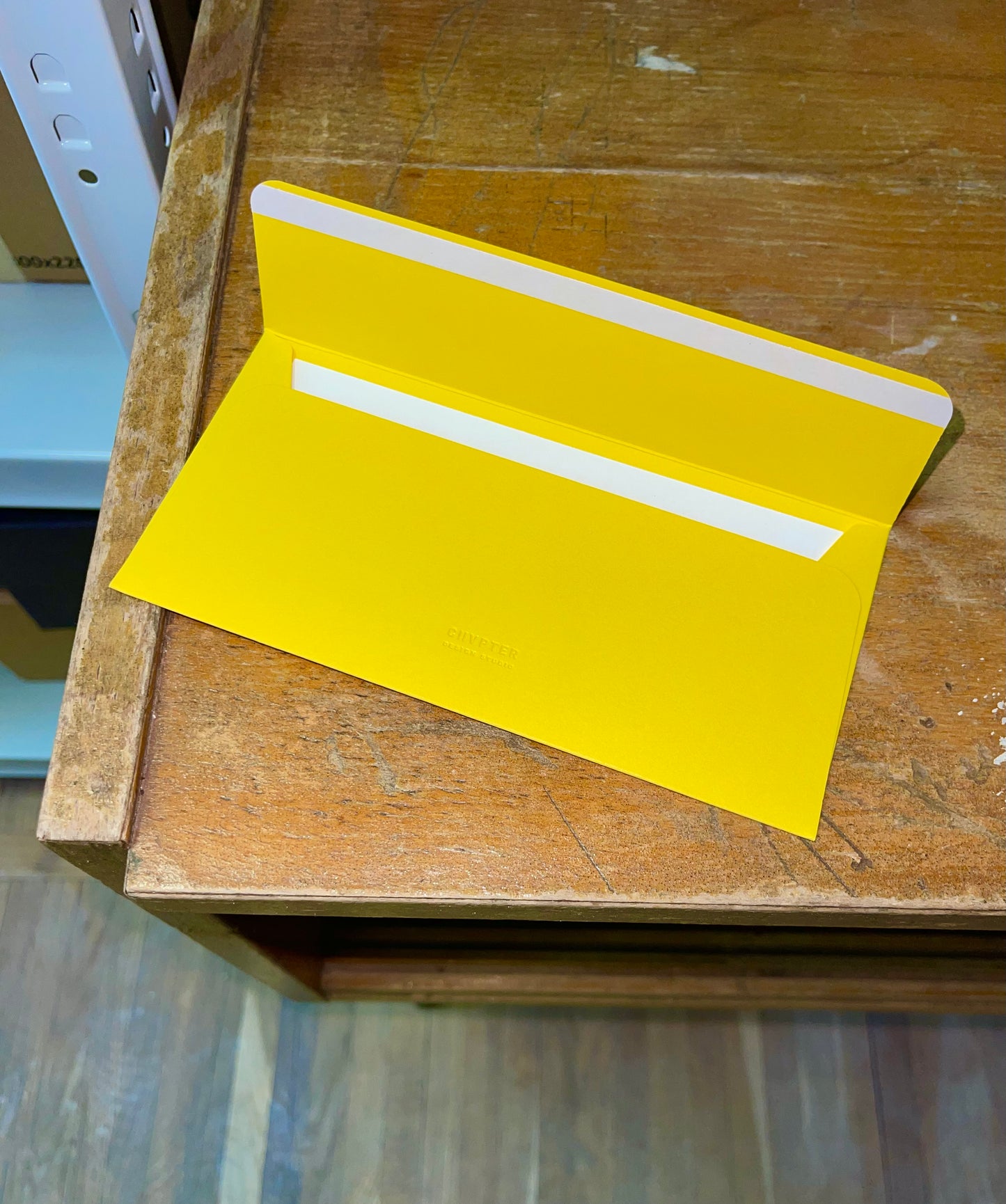 Dovanų vokas AW'24 RED YELLOW /aukštos kokybės folijavimas /
